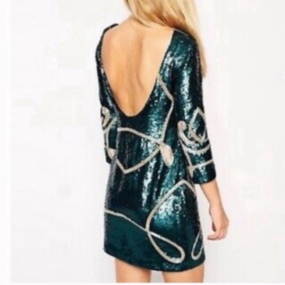 Needle & Thread Rose Gold Tapestry Motif Sequined Bodycon Mini - Picture 2 of 8